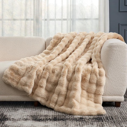 Cozy Bliss Faux Fur Throw Blanket – Plush Beige Sofa Throw